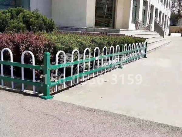 草坪護欄